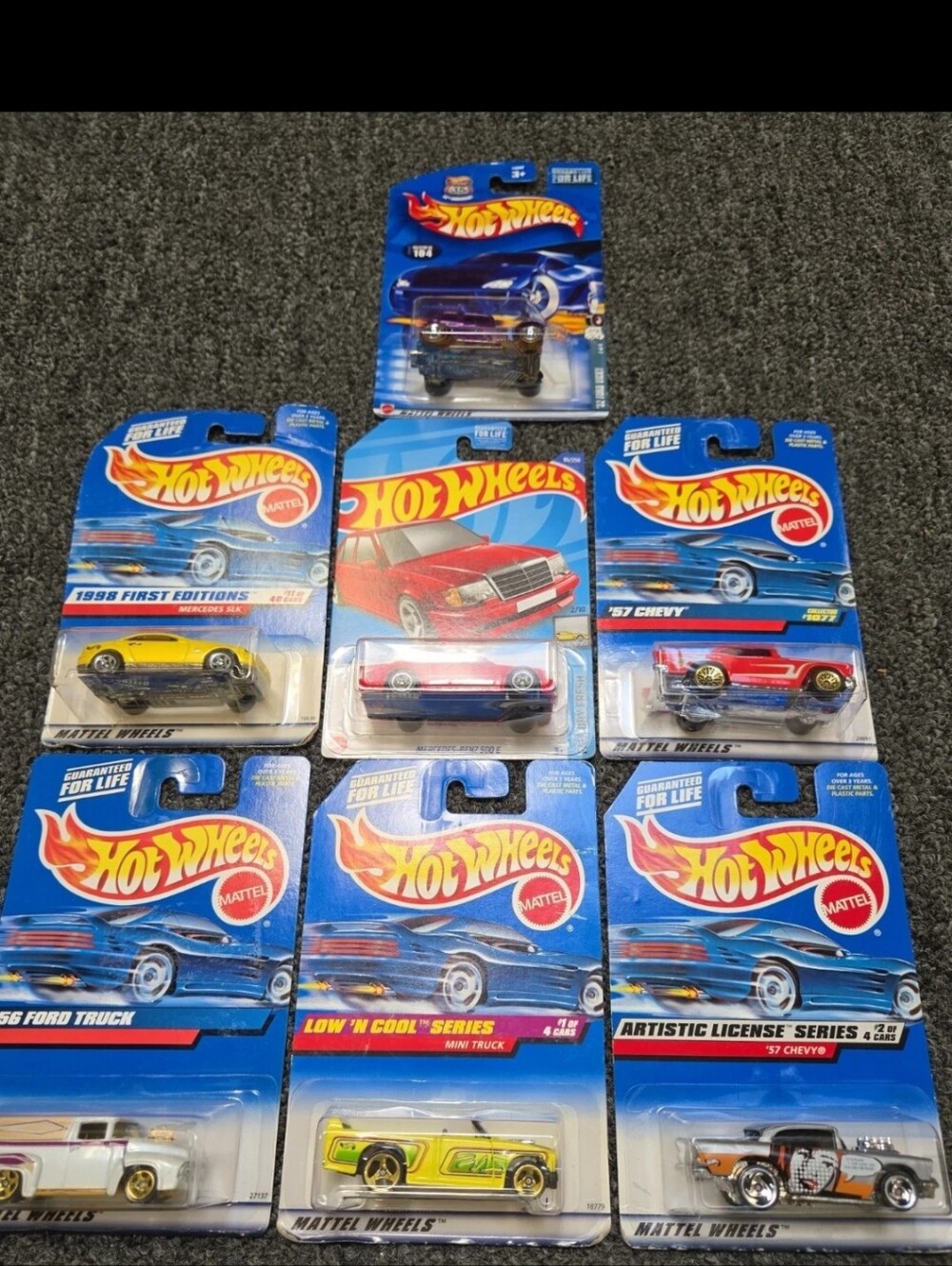 Hot Wheels Assorted Kids Toy Cars - Blue, Red, Yellow, Purple, White, Green 7 Ca